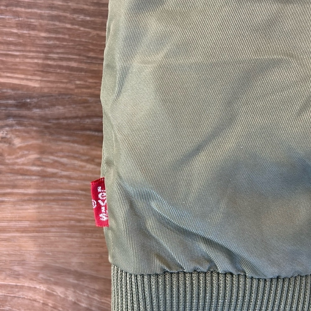 Levi's Bomber Jacket Boys Small Green Nylon Logo Embroidered Patch Zipsw/pockets - Picture 9 of 15